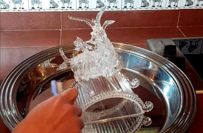 Бежала через мосточек...